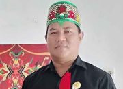 Legislator Mura Ajak Lestarikan Budaya Sepak Bola Api Sawut