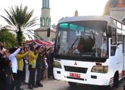 Asisten I Setda Mura Ikut Lepas Keberangkatan Puluhan CJH Mura