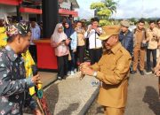 Kedatangan Perdana Bupati dan Wabup Mura Ke Kantor Bupati Disambut Meriah