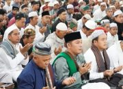 Wakil Bupati Murung Raya Ikuti Salat Bersama Iduladha di Masjid Agung