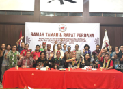 Bupati Heriyus Hadiri Rapat Perdana ICDN, Dorong Sinergi Cendekiawan Dayak untuk Kemajuan Kalimantan